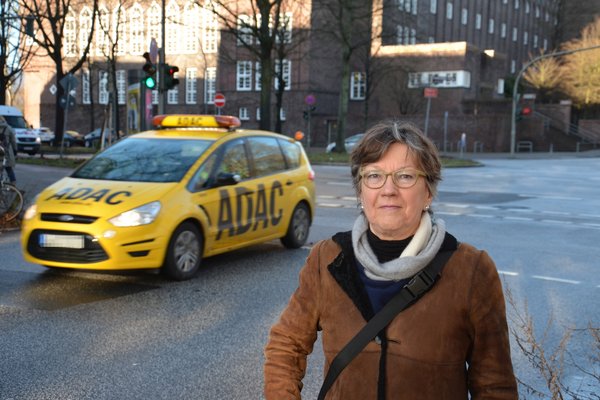 Käthe Fromm an der Einmündung