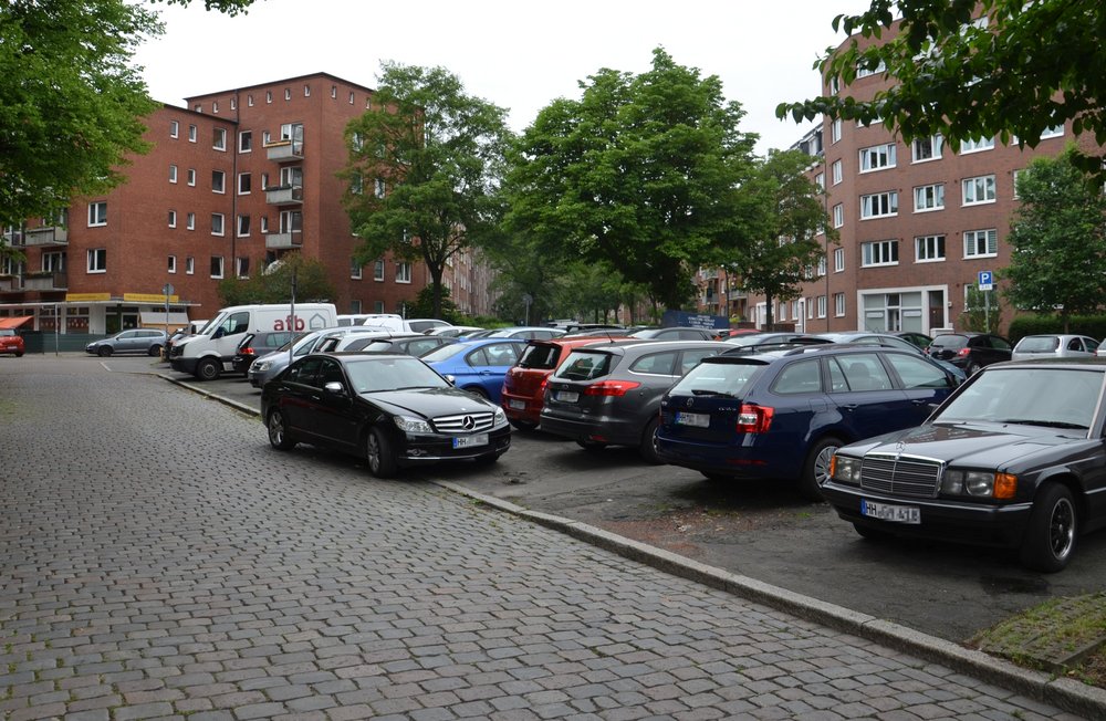 Der Elsässer Platz wird derzeit nur zum Parken genutzt