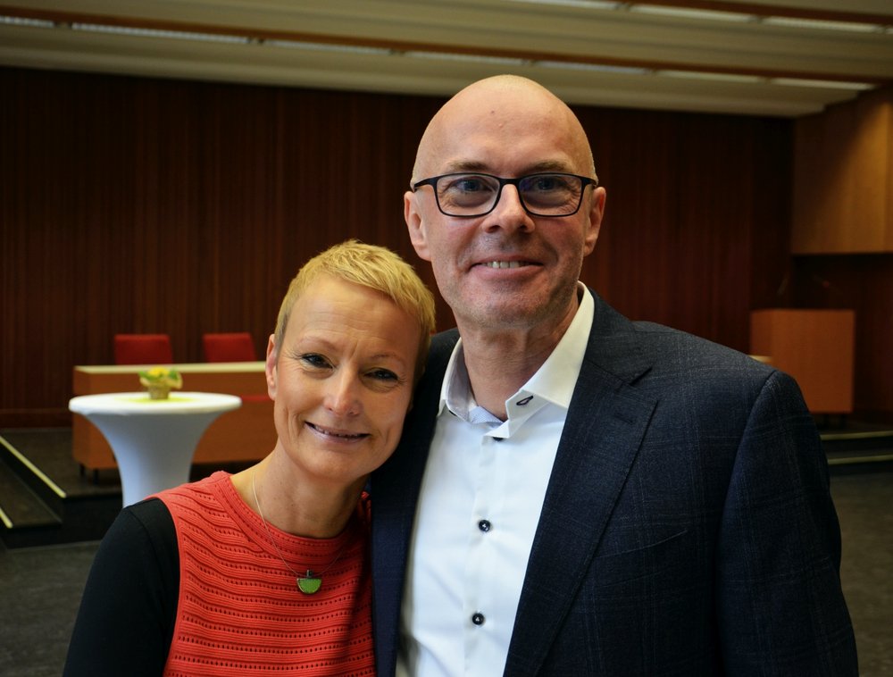 Die GRÜNEN Bezirksamtsleiter*innen Michael Werner-Boelz und Dr. Stefanie von Berg Die GRÜNEN Bezirksamtsleiter*innen Michael Werner-Boelz und Dr. Stefanie von Berg