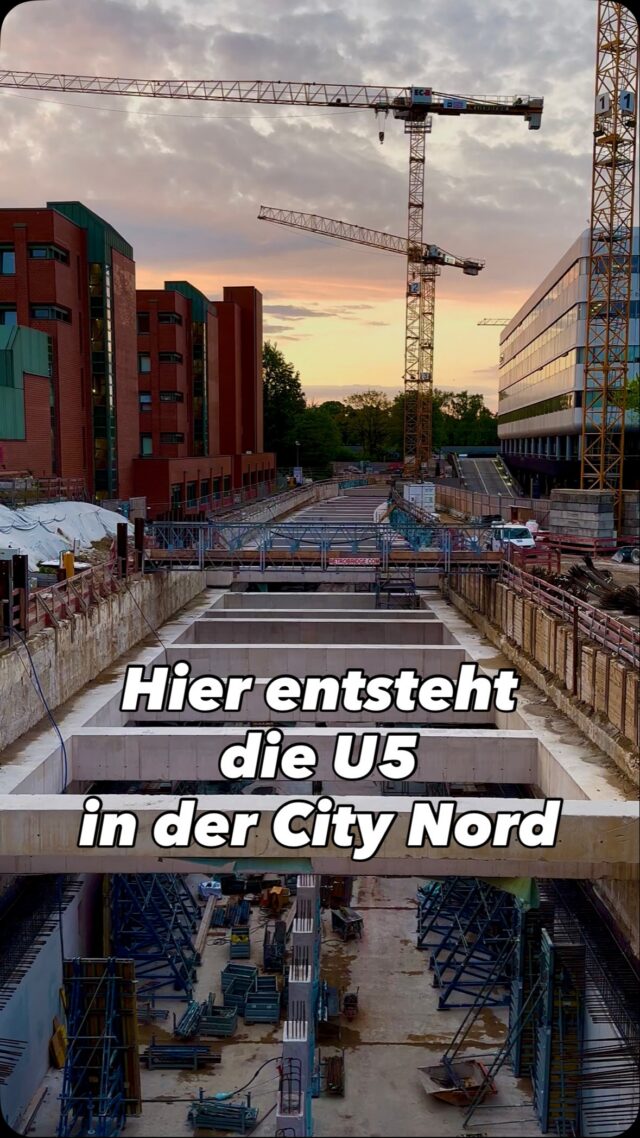 Wie läuft der Bau der neuen U5 in der City Nord? 🚇🏗️

Bei einer Besichtigung der Baustelle haben wir uns  über den aktuellen Baufortschritt, die nächsten Schritte und die Bedeutung des Projekts für Hamburg informiert.

Die U5 soll künftig viele Stadtteile besser verbinden, den ÖPNV stärken und für klimafreundliche Mobilität sorgen. Besonders in der City Nord wird sichtbar, wie groß das Infrastrukturprojekt bereits ist.

[Dies ist ein Beitrag der Fraktion]